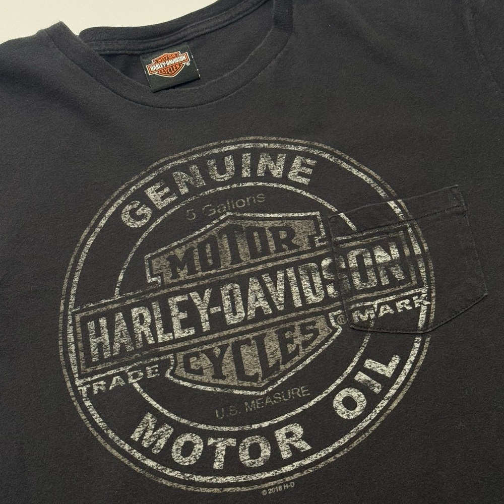 Retro Black/Grey Harley Davidson Pocket Tee - Picture 3 of 6